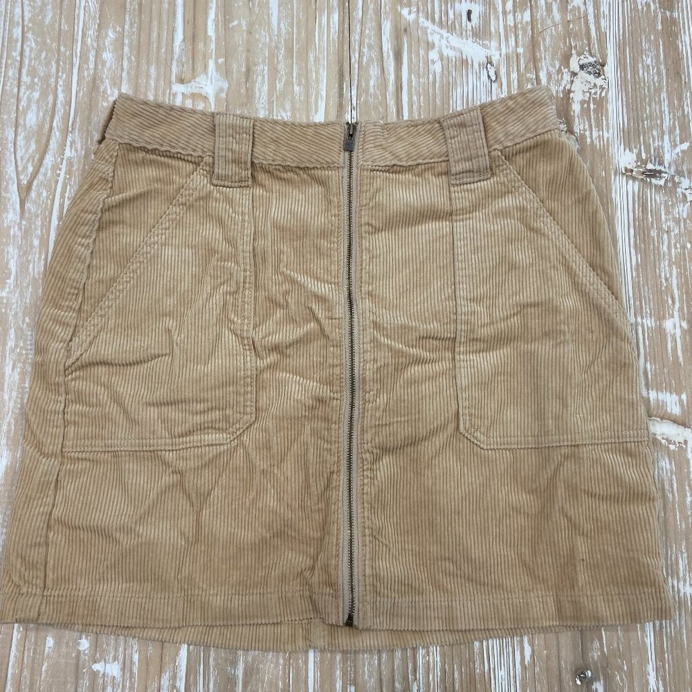 HOLLISTER ULTRA HI-RISE SKIRT SIZE 11